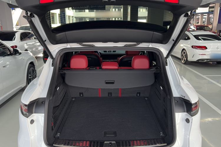 Used Porsche Cayenne E-Hybrid 2023 Cayenne E-Hybrid 2.0T Trunk