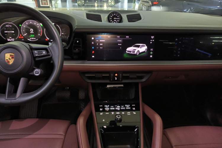 Used Porsche Cayenne E-Hybrid 2024 Cayenne E-Hybrid 2.0T Audio And AC Panel