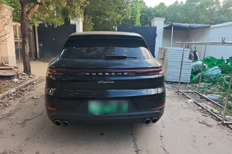 Used Porsche Cayenne E-Hybrid 2024 Cayenne E-Hybrid 2.0T Exterior 3