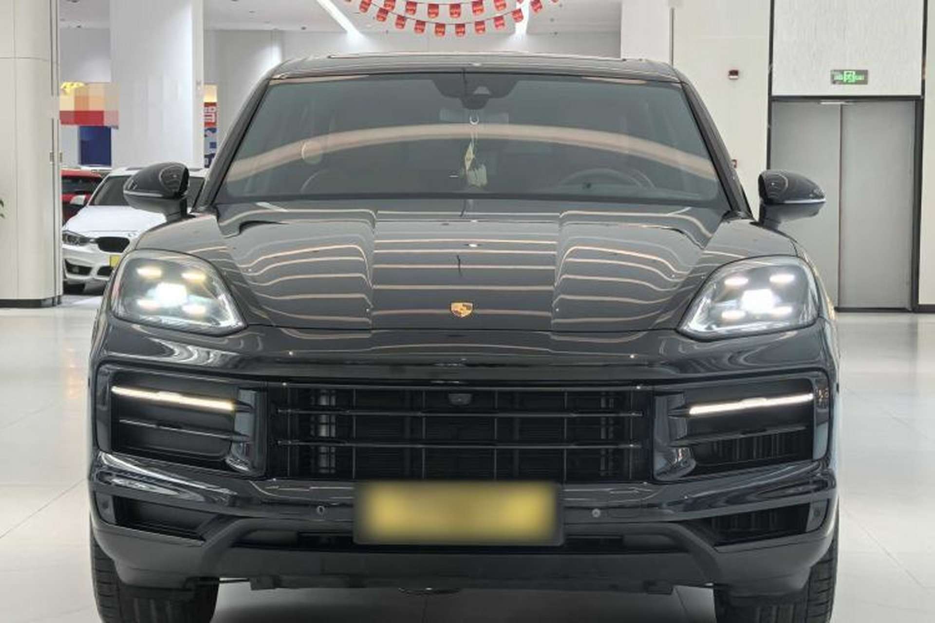 Used Porsche Cayenne E-Hybrid 2024 Cayenne E-Hybrid 2.0T Exterior 5