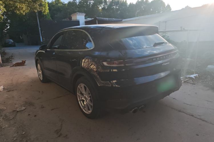 Used Porsche Cayenne E-Hybrid 2024 Cayenne E-Hybrid 2.0T Exterior 6