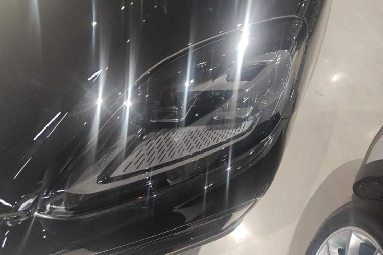 Used Porsche Cayenne E-Hybrid 2024 Cayenne E-Hybrid 2.0T Left Front Headlight