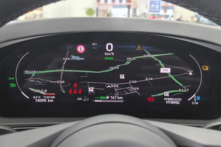 Used Porsche Cayenne E-Hybrid 2024 Cayenne E-Hybrid 2.0T Odometer Close Up