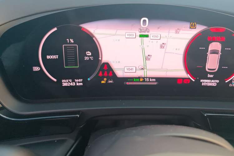 Used Porsche Cayenne E-Hybrid 2024 Cayenne E-Hybrid 2.0T Odometer Close Up