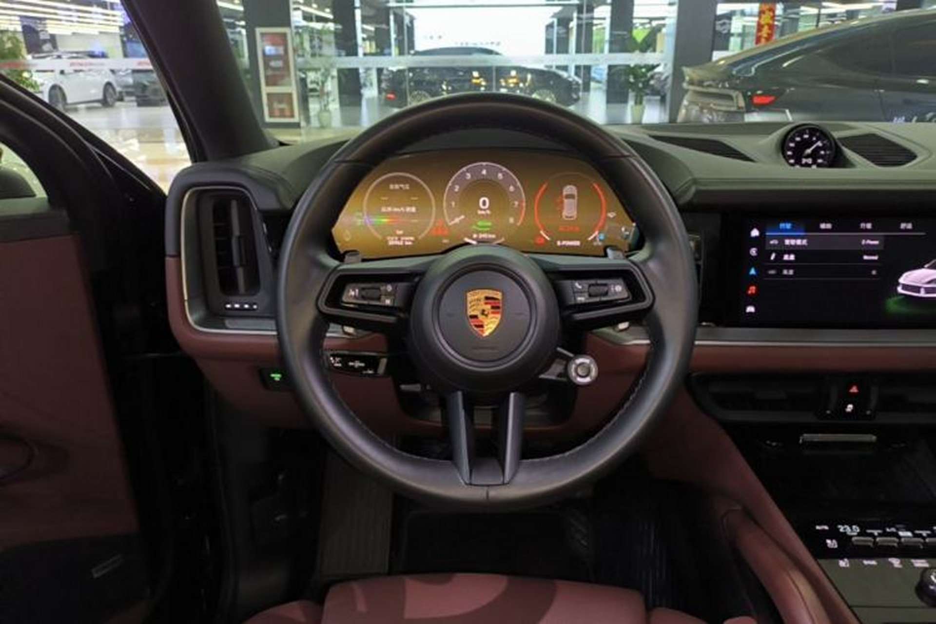 Used Porsche Cayenne E-Hybrid 2024 Cayenne E-Hybrid 2.0T Steering Wheel