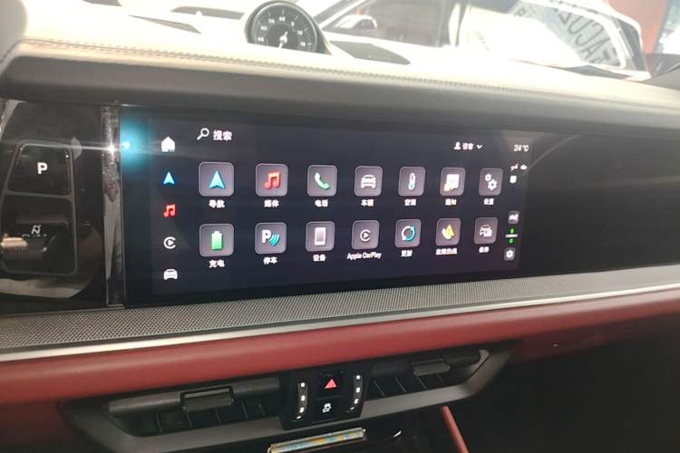 Used Porsche Cayenne E-Hybrid 2024 Cayenne E-Hybrid 2.0T Audio And AC Panel