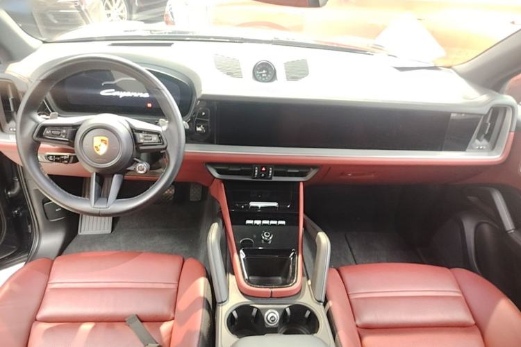 Used Porsche Cayenne E-Hybrid 2024 Cayenne E-Hybrid 2.0T Center Console