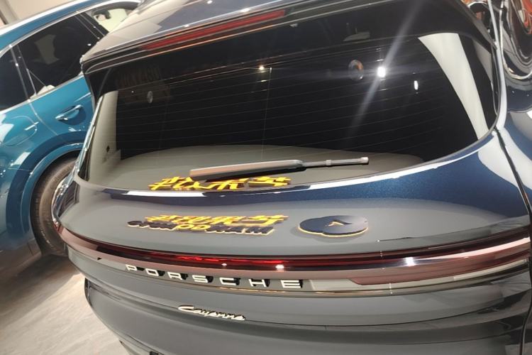Used Porsche Cayenne E-Hybrid 2024 Cayenne E-Hybrid 2.0T Rear