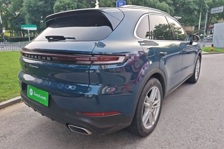 Used Porsche Cayenne E-Hybrid 2024 Cayenne E-Hybrid 2.0T Rear Right 45 Deg