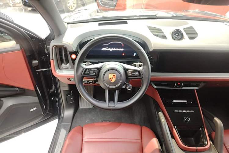 Used Porsche Cayenne E-Hybrid 2024 Cayenne E-Hybrid 2.0T Steering Wheel