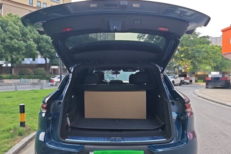 Used Porsche Cayenne E-Hybrid 2024 Cayenne E-Hybrid 2.0T Trunk