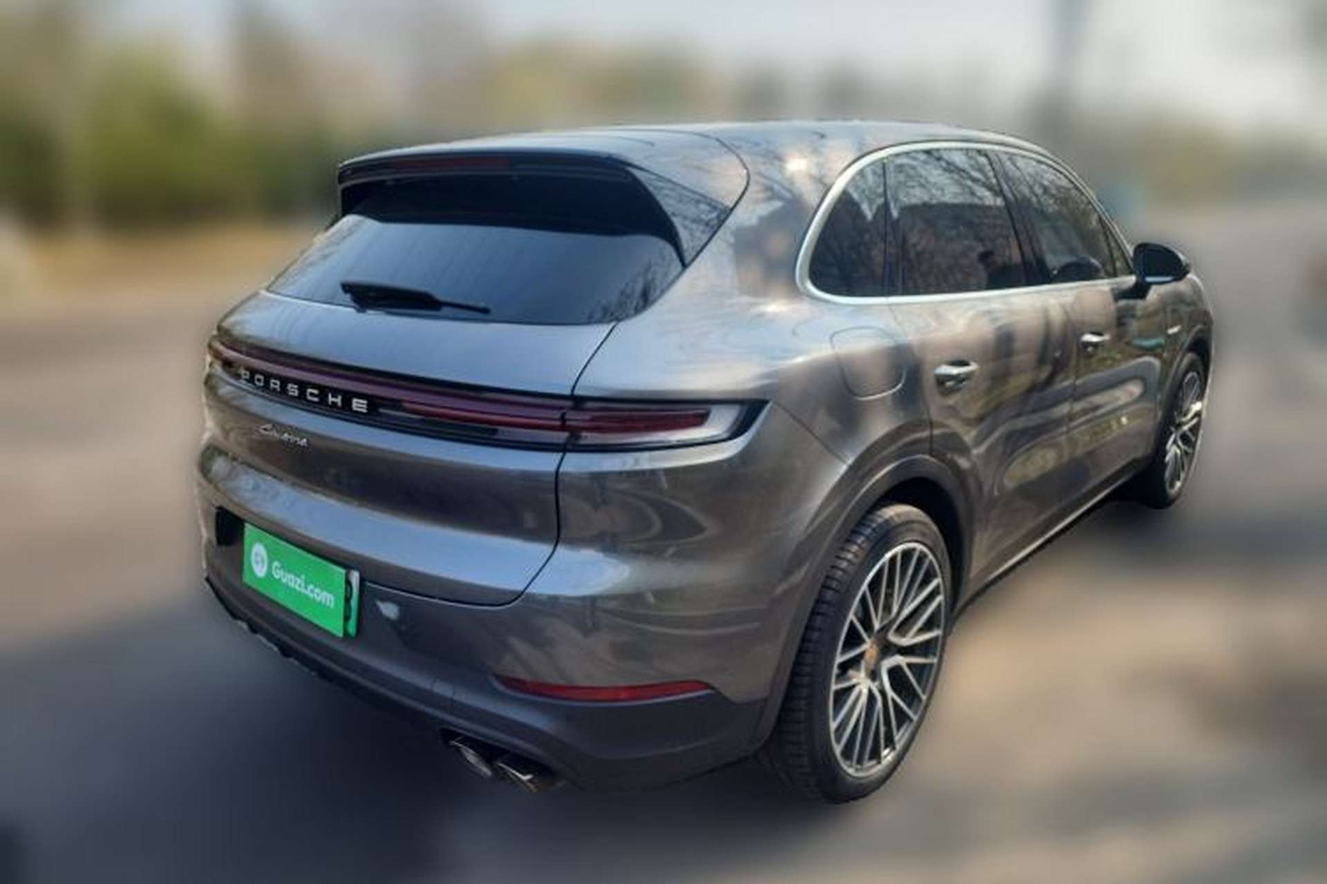 Used Porsche Cayenne E-Hybrid 2024 Cayenne E-Hybrid 2.0T Rear Right 45 Deg