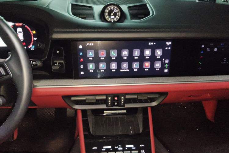 Used Porsche Cayenne E-Hybrid 2024 Cayenne E-Hybrid 2.0T Audio And AC Panel