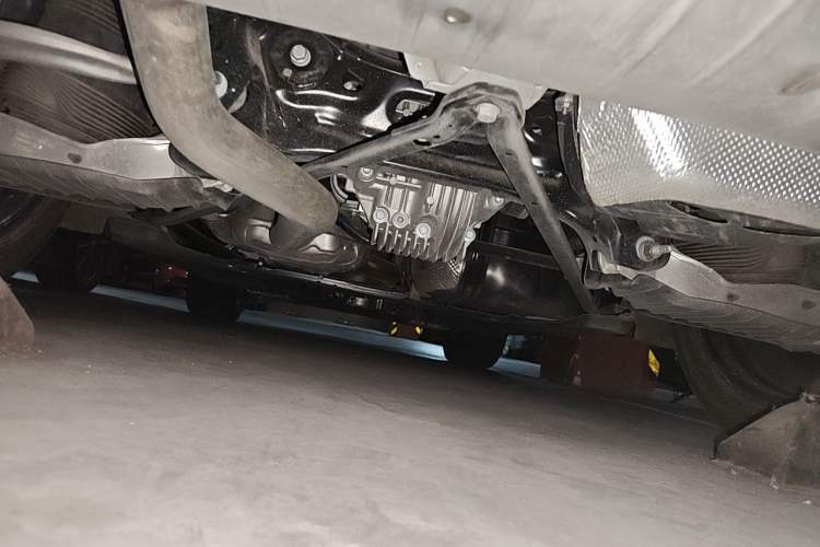 Used Porsche Cayenne E-Hybrid 2024 Cayenne E-Hybrid 2.0T Chassis Rear