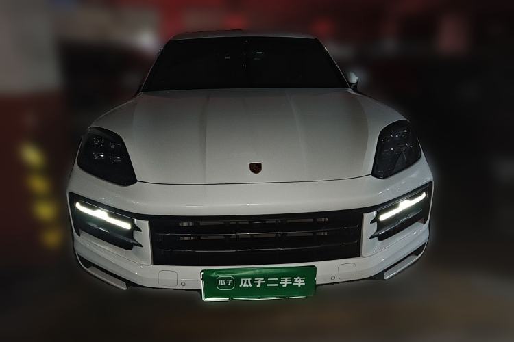Used Porsche Cayenne E-Hybrid 2024 Cayenne E-Hybrid 2.0T Front