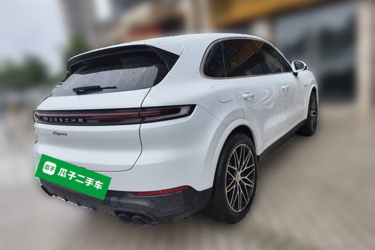 Used Porsche Cayenne E-Hybrid 2024 Cayenne E-Hybrid 2.0T Rear Right 45 Deg