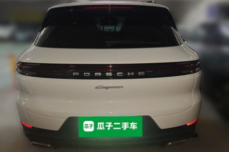 Used Porsche Cayenne E-Hybrid 2024 Cayenne E-Hybrid 2.0T Rear