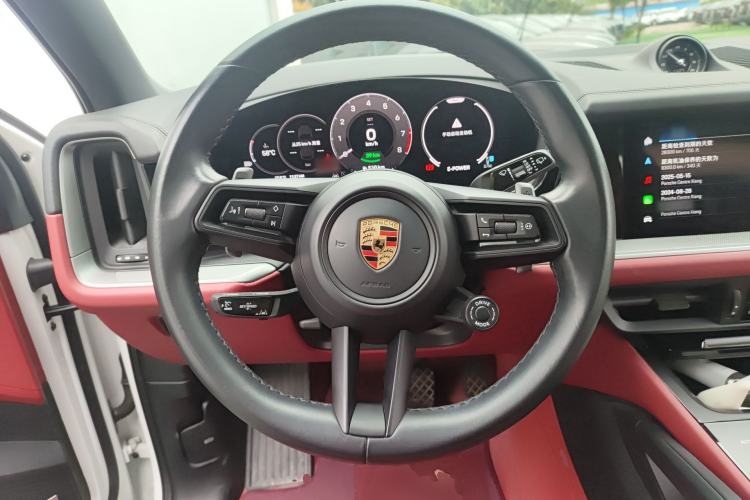Used Porsche Cayenne E-Hybrid 2024 Cayenne E-Hybrid 2.0T Steering Wheel