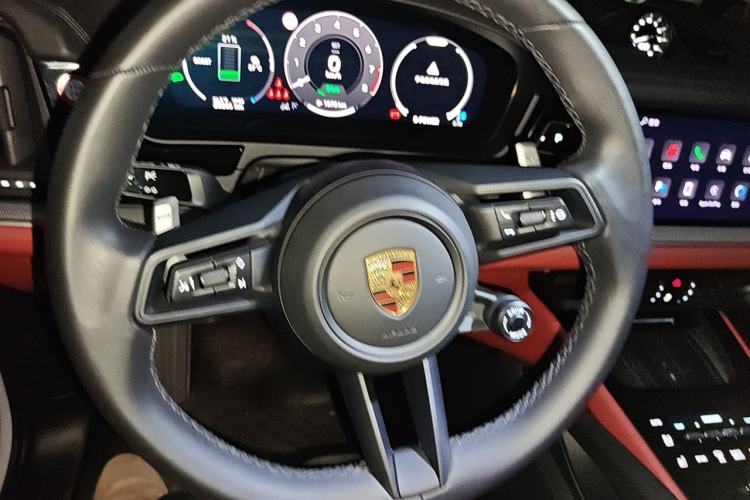 Used Porsche Cayenne E-Hybrid 2024 Cayenne E-Hybrid 2.0T Steering Wheel