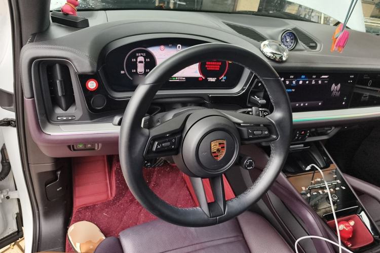 Used Porsche Cayenne E-Hybrid 2024 Cayenne E-Hybrid 2.0T Steering Wheel