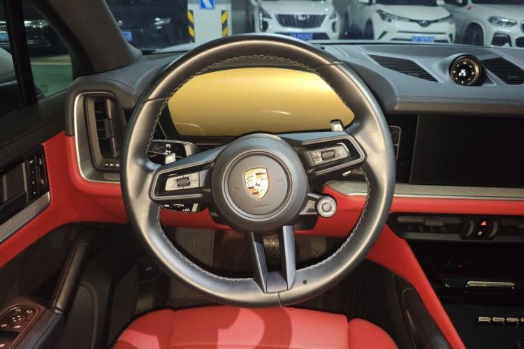Used Porsche Cayenne E-Hybrid 2024 Cayenne E-Hybrid 2.0T Steering Wheel