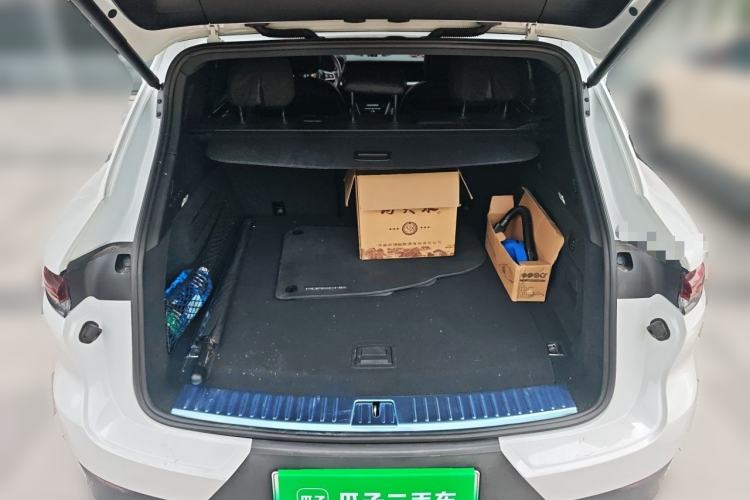 Used Porsche Cayenne E-Hybrid 2024 Cayenne E-Hybrid 2.0T Trunk