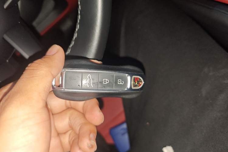 Used Porsche Cayenne E-Hybrid 2024 Cayenne E-Hybrid 2.0T Vehicle Key