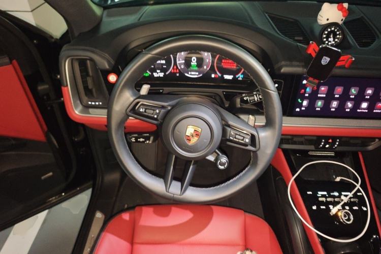 Used Porsche Cayenne E-Hybrid 2025 Cayenne E-Hybrid 2.0T Steering Wheel