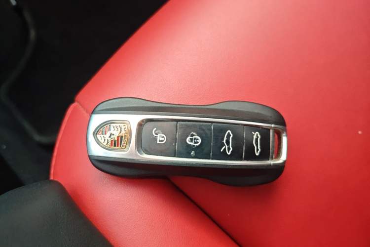 Used Porsche Cayman 2006 Cayman S AT 3.4L Vehicle Key
