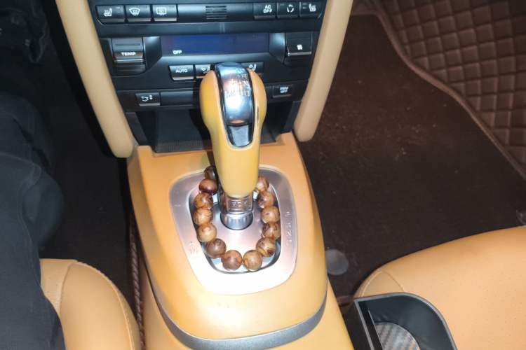 Used Porsche Cayman 2009 Cayman 2.9L Gear Lever