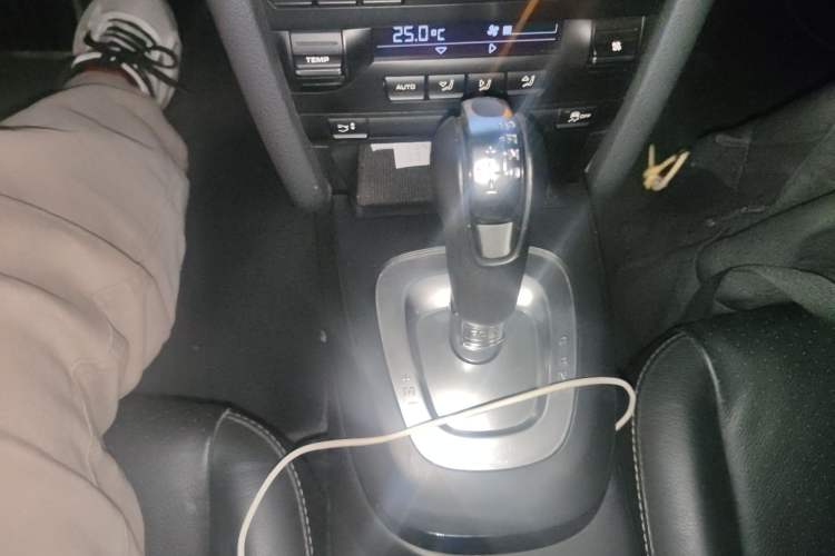 Used Porsche Cayman 2009 Cayman 2.9L Gear Lever