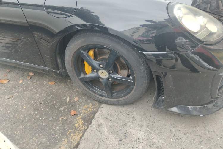 Used Porsche Cayman 2009 Cayman 2.9L Right Front Wheel Hub