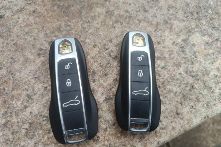 Used Porsche Cayman 2009 Cayman 2.9L Vehicle Key