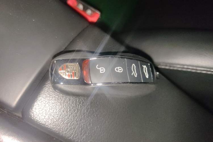 Used Porsche Cayman 2009 Cayman 2.9L Vehicle Key