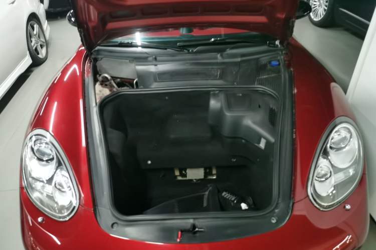 Used Porsche Cayman 2009 Cayman 2.9L Engine Bay