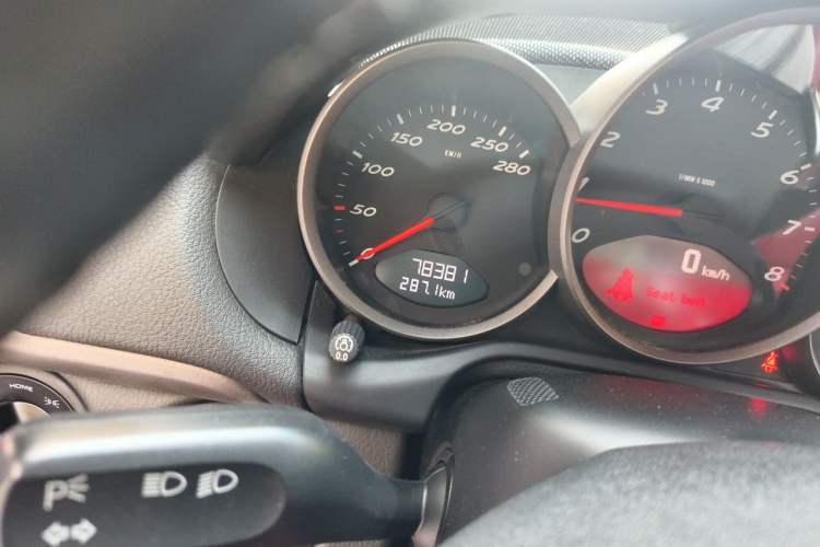 Used Porsche Cayman 2009 Cayman 2.9L Odometer Close Up