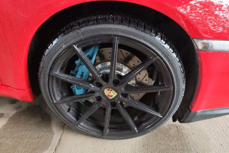 Used Porsche Cayman 2009 Cayman 2.9L Right Front Wheel Hub