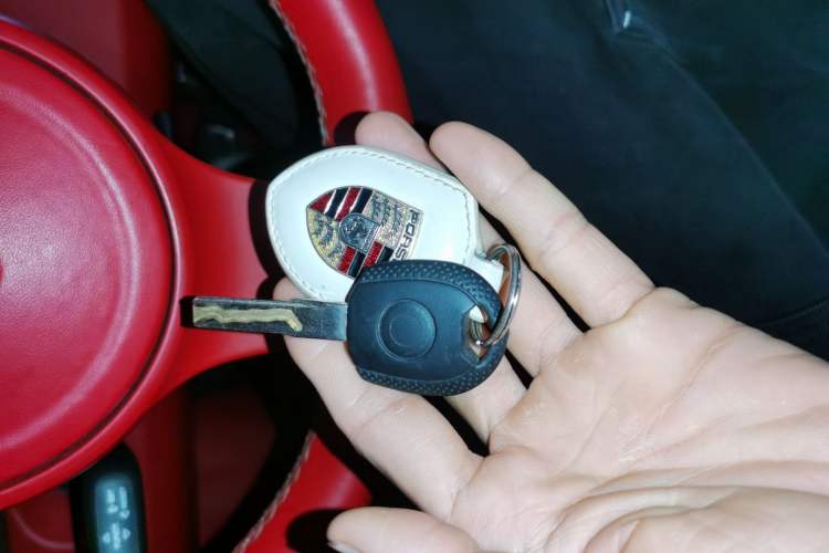 Used Porsche Cayman 2009 Cayman 2.9L Vehicle Key