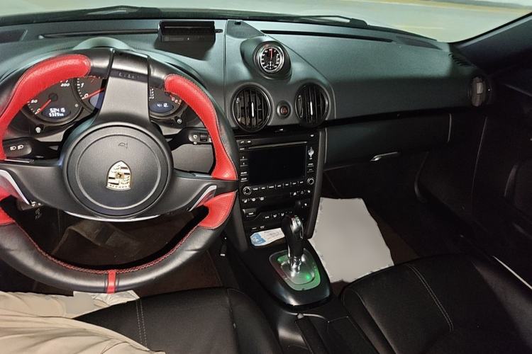 Used Porsche Cayman 2009 Cayman 2.9L Center Console