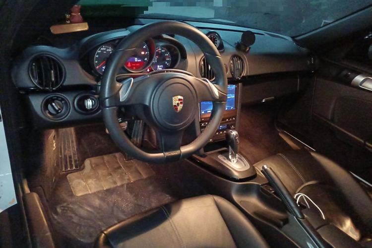 Used Porsche Cayman 2009 Cayman 2.9L Center Console