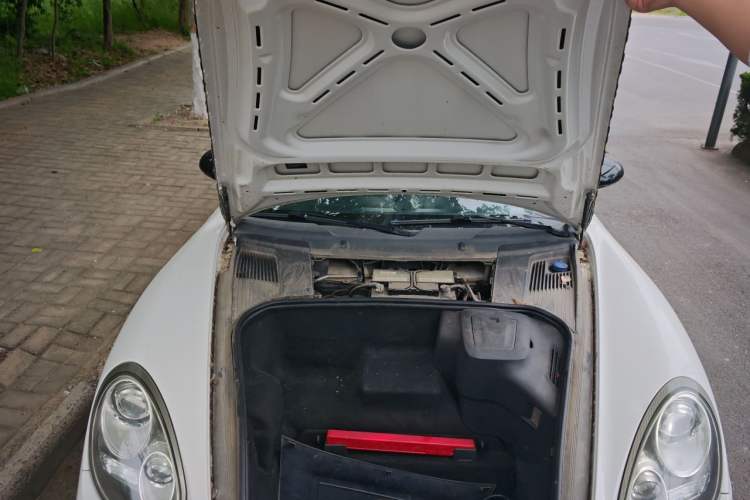 Used Porsche Cayman 2009 Cayman 2.9L Engine Bay