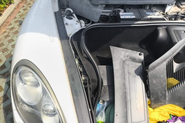 Used Porsche Cayman 2009 Cayman 2.9L Engine Bay Right
