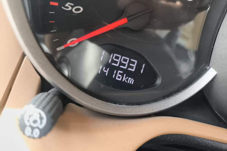 Used Porsche Cayman 2009 Cayman 2.9L Odometer Close Up