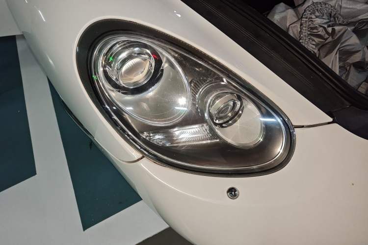 Used Porsche Cayman 2009 Cayman 2.9L Right Front Headlight