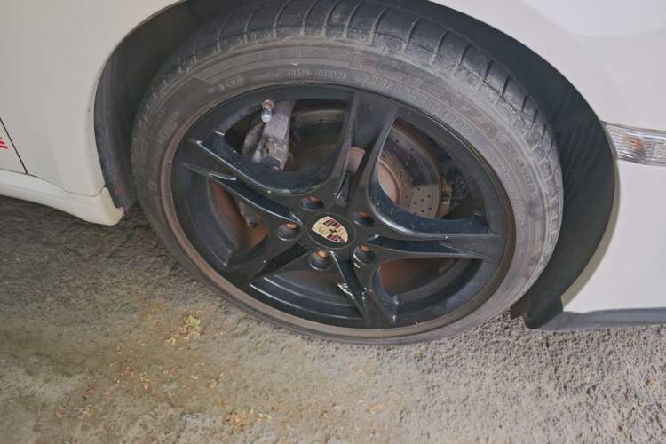 Used Porsche Cayman 2009 Cayman 2.9L Right Front Wheel Hub
