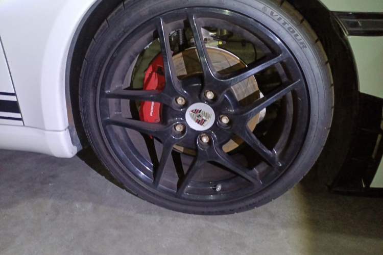 Used Porsche Cayman 2009 Cayman S 3.4L Right Front Wheel Hub