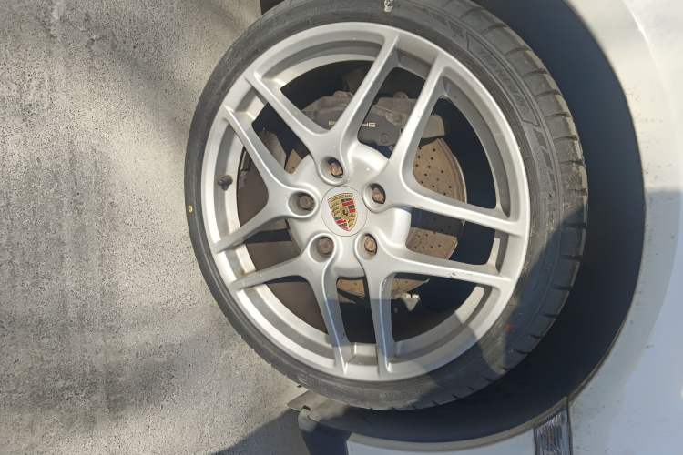 Used Porsche Cayman 2010 Cayman S 2.9L Right Front Wheel Hub