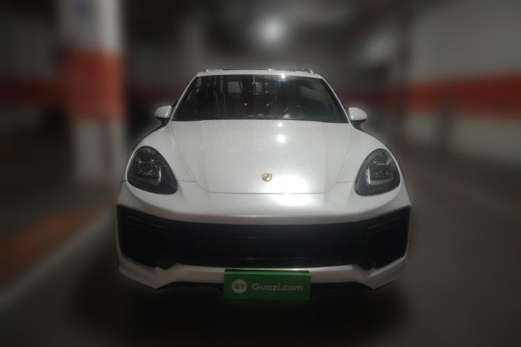 Used Porsche Cayman  Front
