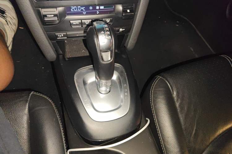 Used Porsche Cayman 2012 Cayman Black Edition 2.9L Gear Lever