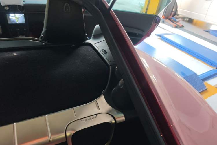 Used Porsche Cayman 2012 Cayman Black Edition 2.9L Engine Bay Left
